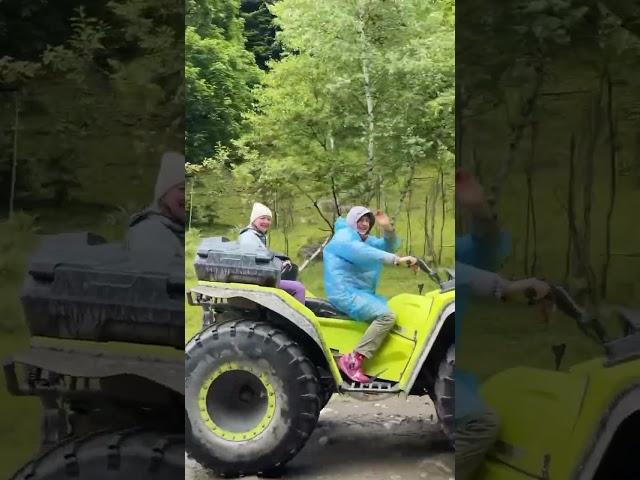 Чего не хватает у нас на Урале? Огромных квадроциклов в горах по грязи!
