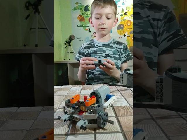 Запускаем поворотный механизм #Lego #technic с пульта управления