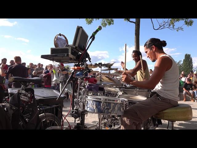 Puto Production - insane drum street music in Mauerpark / Berlin (2018-08-26) - filmed by Nora