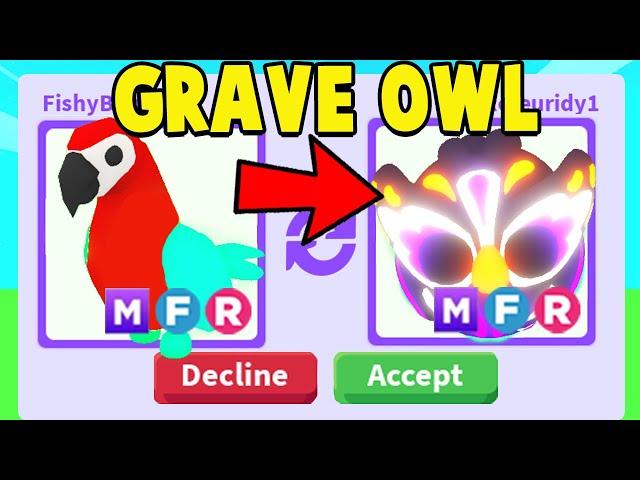 Trading for MEGA GRAVE OWL in Adopt Me!