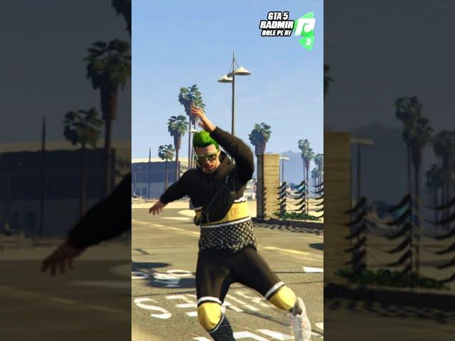 УПРАВЛЯЮ ЛЮДЬМИ в игре GTA 5 RP #shorts
