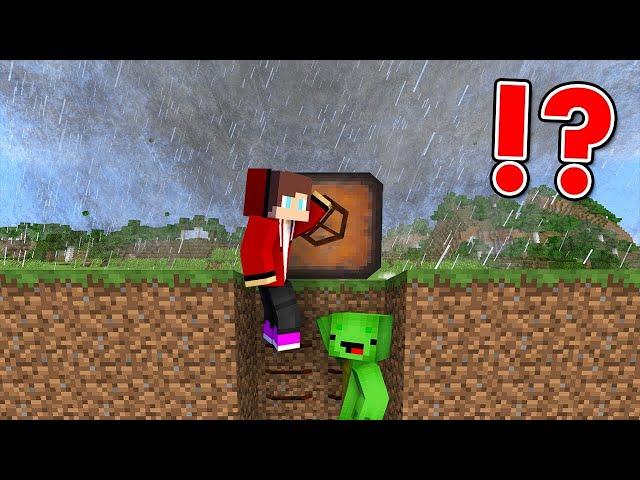 EPIC TORNADO vs. Doomsday Bunker - Minecraft