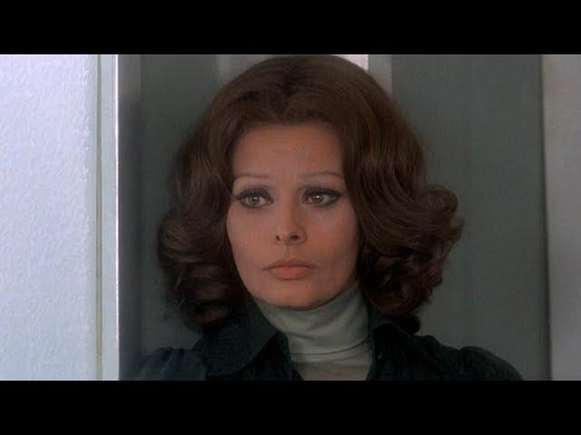 Sophia Loren - Train of Fools (The Cassandra Crossing) 7/9