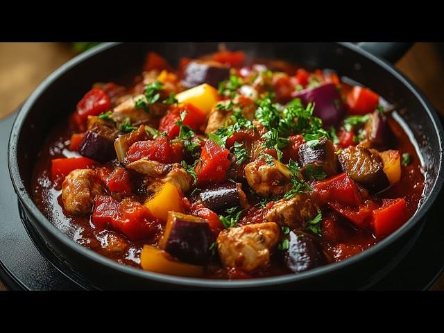 DELICIOUS CHICKEN WITH VEGETABLES IN TOMATO SAUCE!  Simple and delicious!