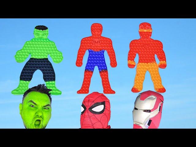 Learn Colors With Superheroes And Pop It