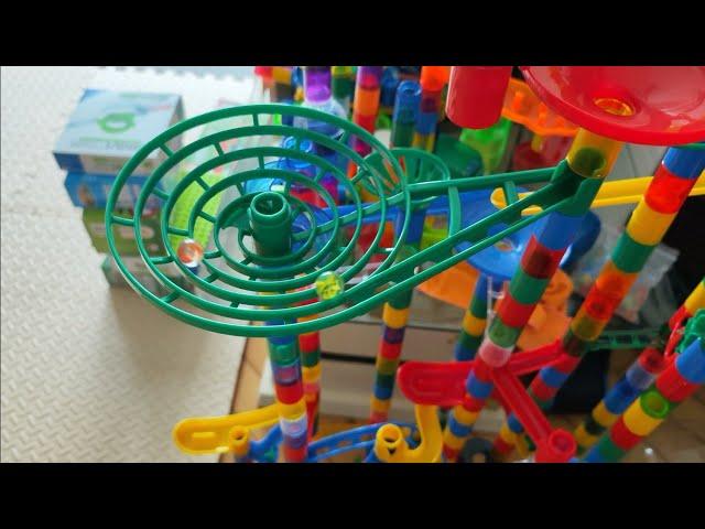 Unboxing Mindware Colossal Marble Run! (400+ Pieces)