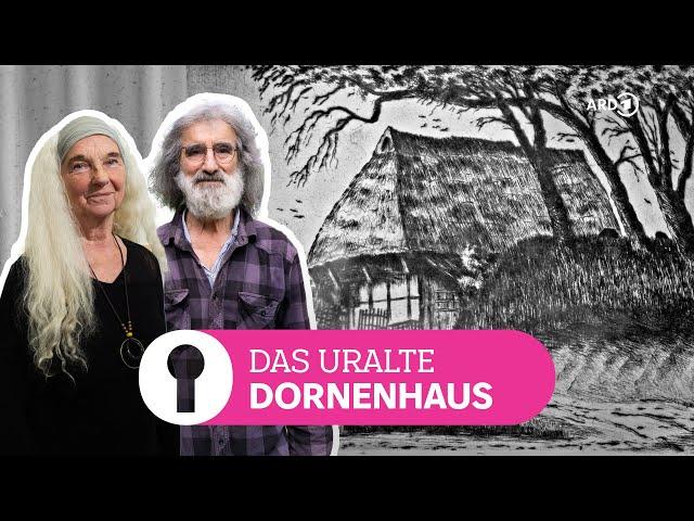 350-year-old thatched-roof house on the Baltic Sea restored by artist couple | ARD Room Tour