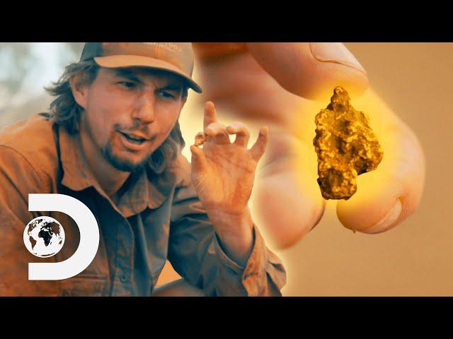 Parker Finds Hefty Nuggets After Detecting Tailings In Kalgoorlie | Gold Rush: Parker's Trail