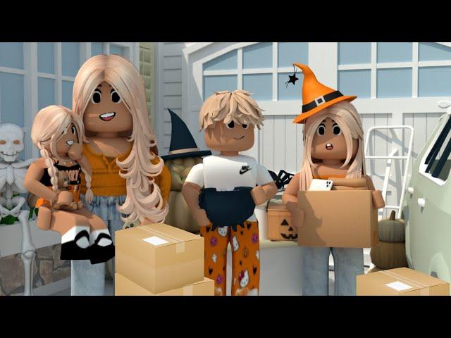 Moving into OUR NEW FALL HOUSE! *MY EX IS BACK...HAUNTED?! * VOICE Roblox Bloxburg RP