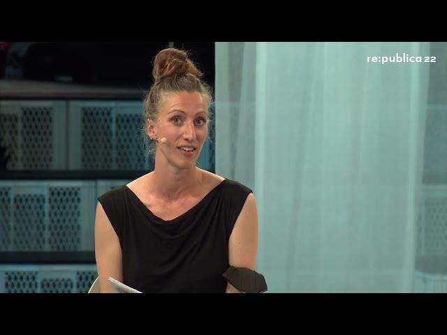 re:publica 2022: Einige Menschen sind trans* - Deal with it! | Improved Audio