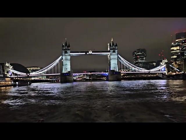 A Virtual Tour of London's Iconic River Thames