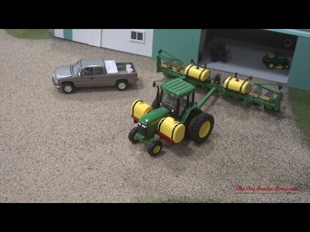 2024 NATIONAL FARM TOY SHOW Display Contest 2nd Place: Small Scale