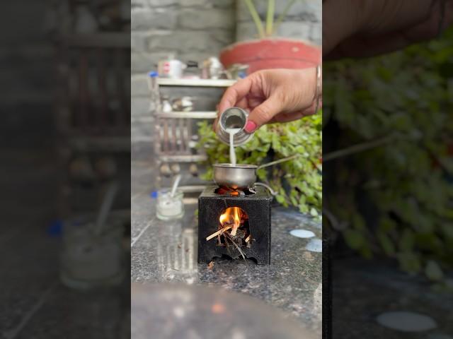 Kaun kaun hai chai lover? ​⁠@kookenbakerz5305 #chai #tealover #chailoverstatus #minikitchen