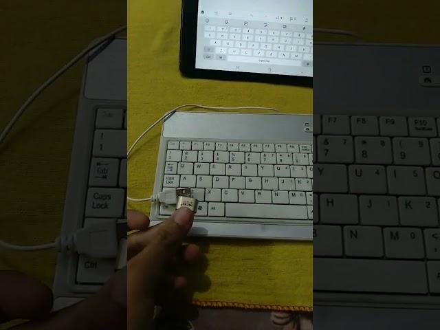 Small keyboard connect to a tablet, #usbotg #shorts