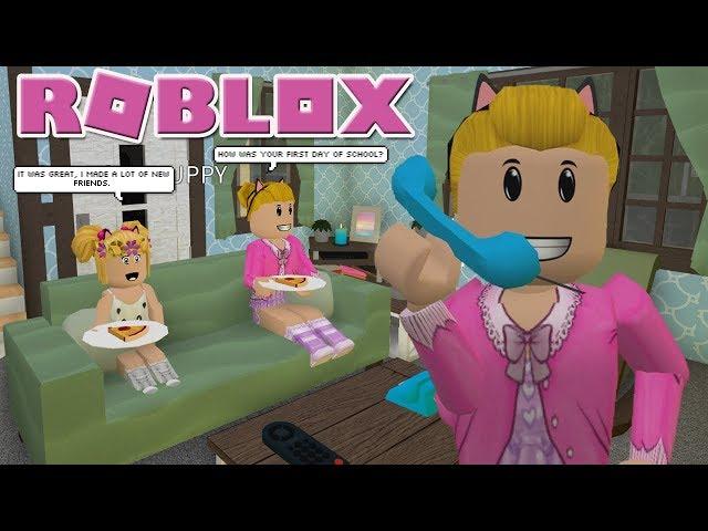 First Day Of School! Roblox: Welcome to Bloxburg [BETA]