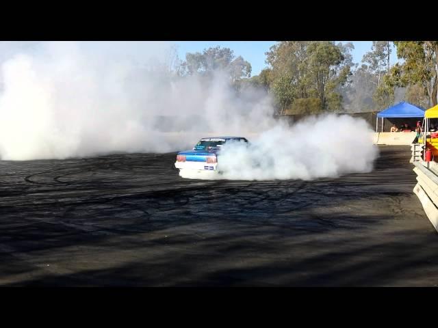 SKIDLINE smashing it at Madaz Burnouts