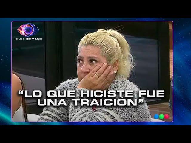 Petrona rompe en llanto con la pelea de Santiago y Ulises - Gran Hermano