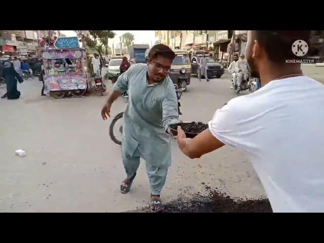 ROAD REPAIRING WORK BY YOUNGSTERS ITSELF BALDIA TOWN KARACHI | FIXIT PAKISTAN