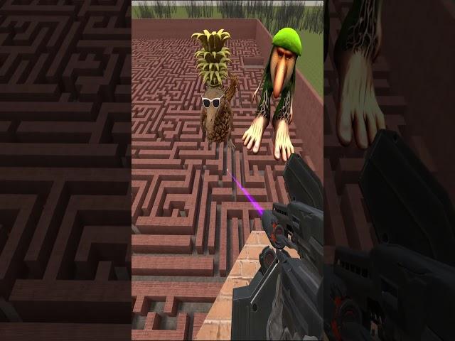 Tung Tung Sahur vs Siren Head In Big Maze