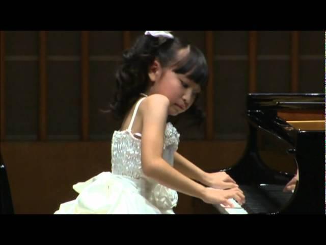Kanon Takao played Debussy "Dr.Gradus ad Parnassum"
