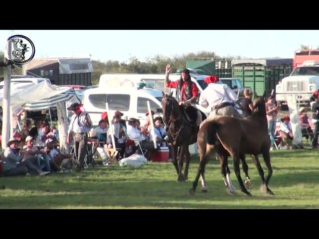 Desfile previo a las montas especiales en Campo Nano Kaiser Septiembre 2023 en Alcaraz (Entre Rios)