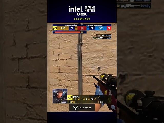 s1mple is SO FAST in the clutch