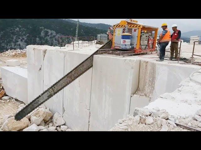 How is Marble Made? How is Marble extracted from the Mountains?  1 billion quarry mountains!