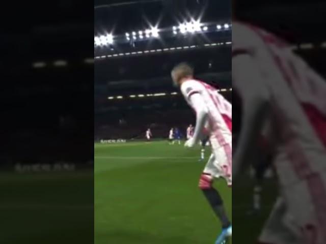 Ziyech same free kick for Ajax and Chelsea