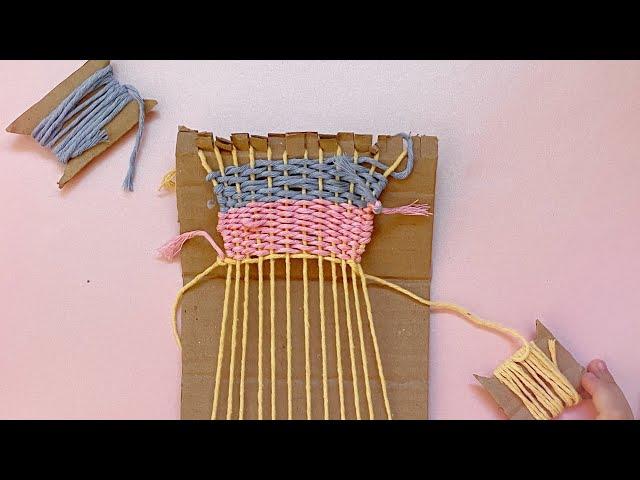 Tejido en telar de cartón para niños