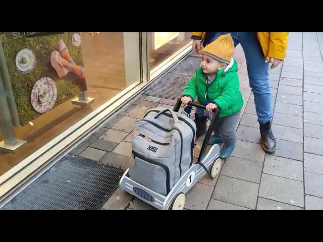 Simon is happy baby first time walking on street (Simon)#baby#Simon