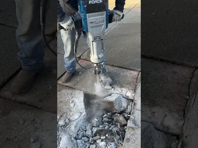 @harborfreight makes a damn good jackhammer! #concretebreaker #concrete #construction #jackhammer