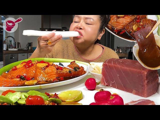 Soy Sauce Marinated Salmon & Tuna Sashimi with Pla ra (with recipe!) | Yainang