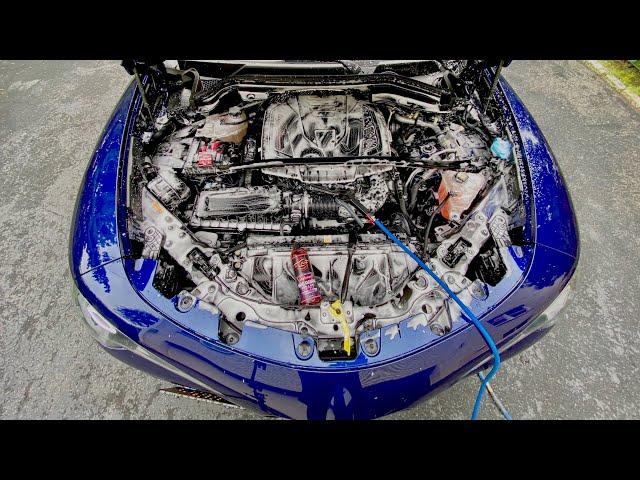 10 Minute Easy Engine Bay Detailing | Auto Fanatic