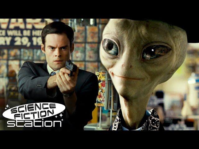 Alien In Disguise | Paul (2011) | Science Fiction Station