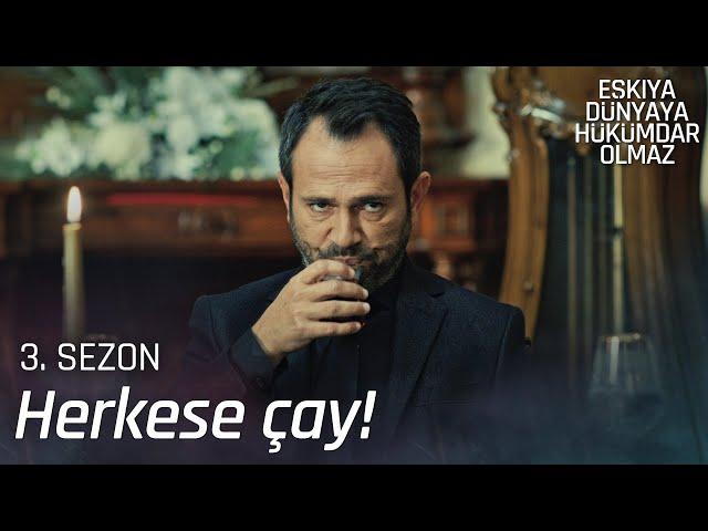 Kimsesiz Yaşar'dan masadaki herkese çay! - EDHO Efsane Sahneler