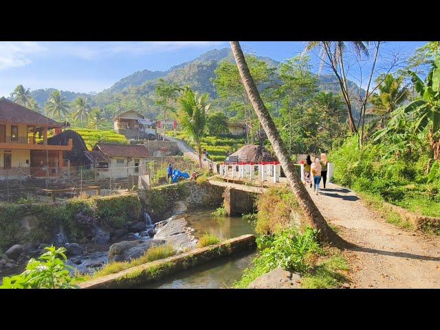 The farming is good, the goldfish are big too... this is the most beautiful and most fertile village