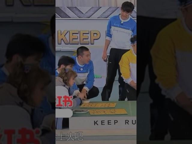 ánh mắt ️#lucas#yuqi#running man