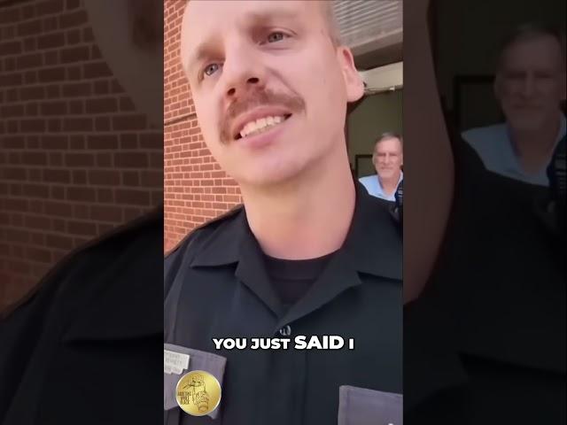 Cop DEMANDS ID, But Journalist Knows His Rights! (Freedom of Press)
