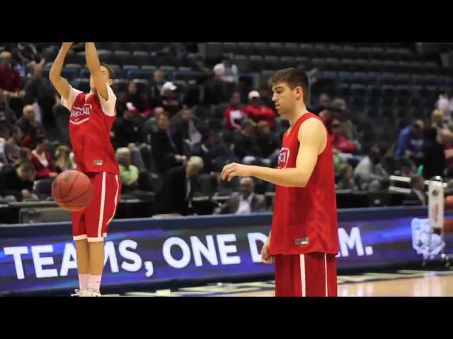 American center shoots free throws one-handed