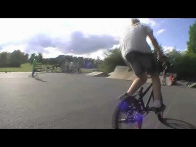 LilPhil & Hilding - Tearin' down Stekel [Mini Bmx Edit]