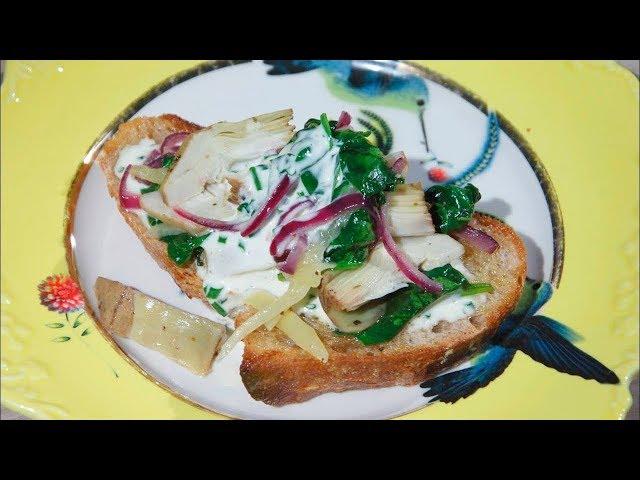 Юлия Высоцкая — Артишоки со шпинатом на тостах