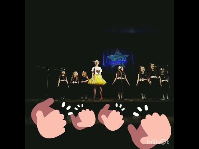 Первый раз на сцене.Funny Sonya 4года.Заняли 1 место!First time on stage.4 years old.