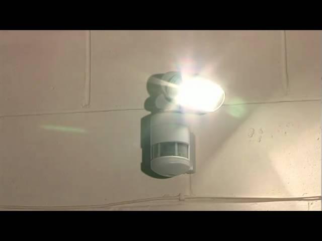 Motion Detector Security Light - LSE Retail Group