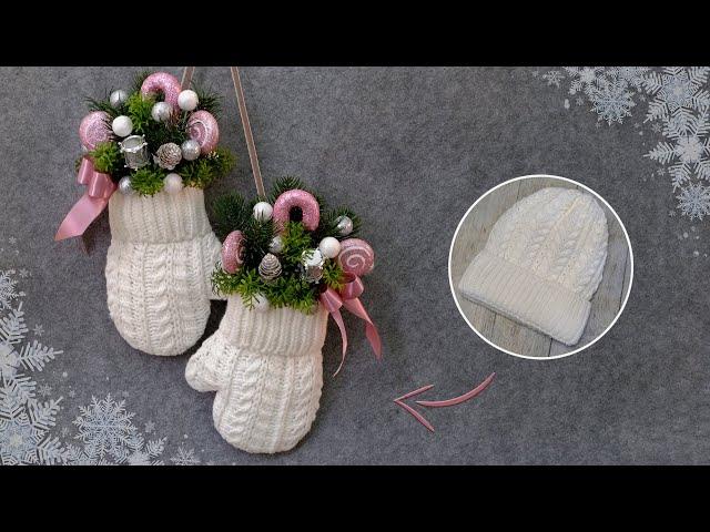 Beautiful and cozy Christnas mittens️Wall decor from an old hat