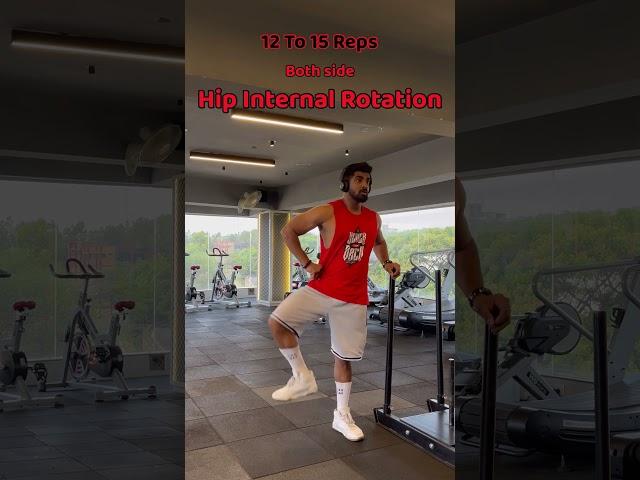 Mobility drills before a legs workout are a great way to warm up your legs muscles  