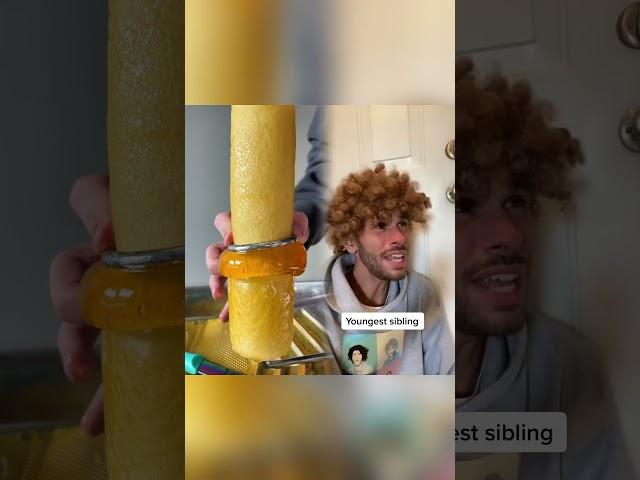 #parody #skit #siblings #sibling #fyp #memes #middlechild #youngest #oldestchild #neighbors #funny