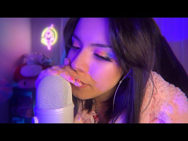 ASMR Extremely Up Close Whispers + Triggers, Covering & Uncovering the mic, Soft Spoken Rambles 