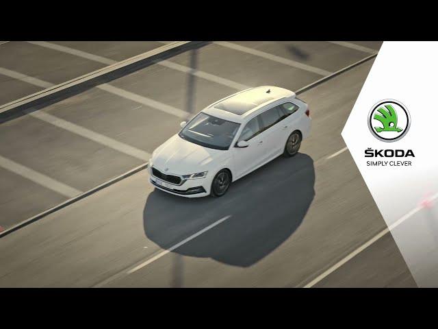 Системы помощи водителю ŠKODA OCTAVIA - истема удержания полосы движения Lane Assist+