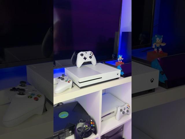 XBOX ONE S launch  #asmr #xbox #xboxone #xboxones #gaming #startup #laughing #microsoft #usa