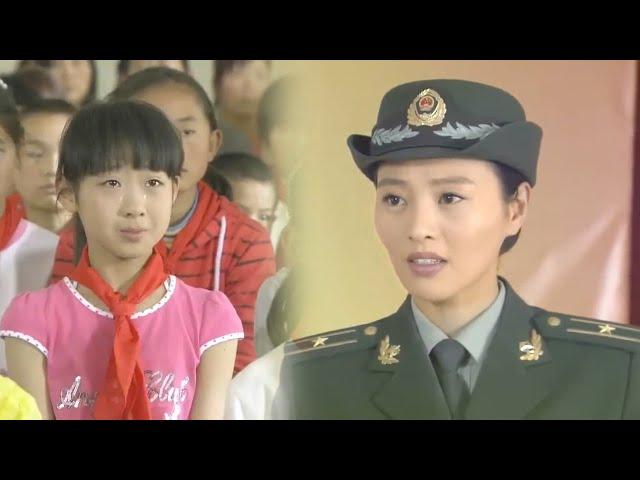 girl mocked for not having a mom, cries when her mom, dressed in military uniform